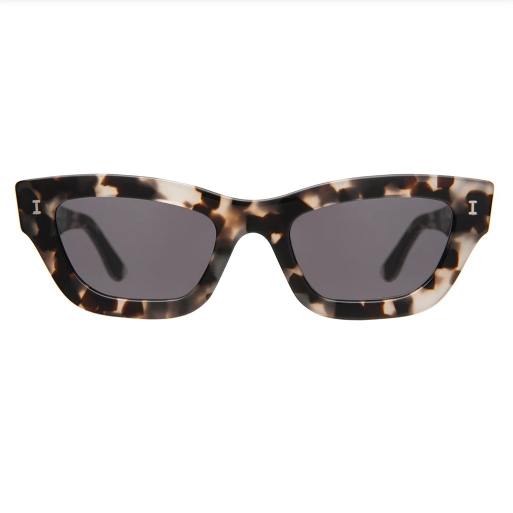 Illesteva - Donna - White Tort/Grey Sunglasses